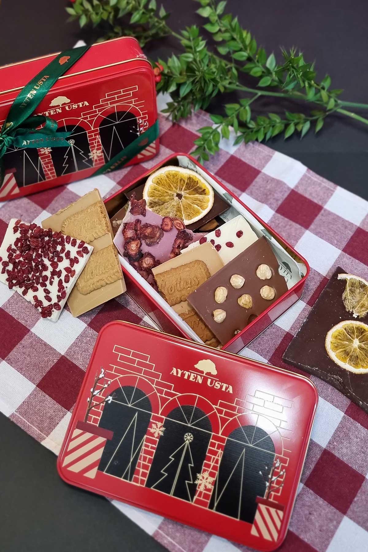 Kırmızı Yılbaşı Temalı Artizan Çikolata